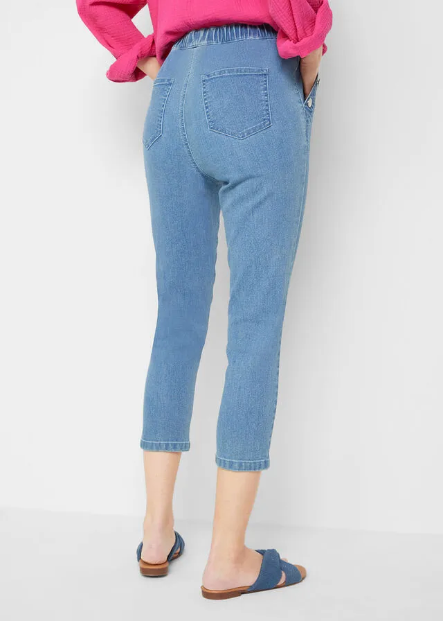 Cómodo pantalón capri elástico con cinturilla cómoda y botones decorativos Denim claro