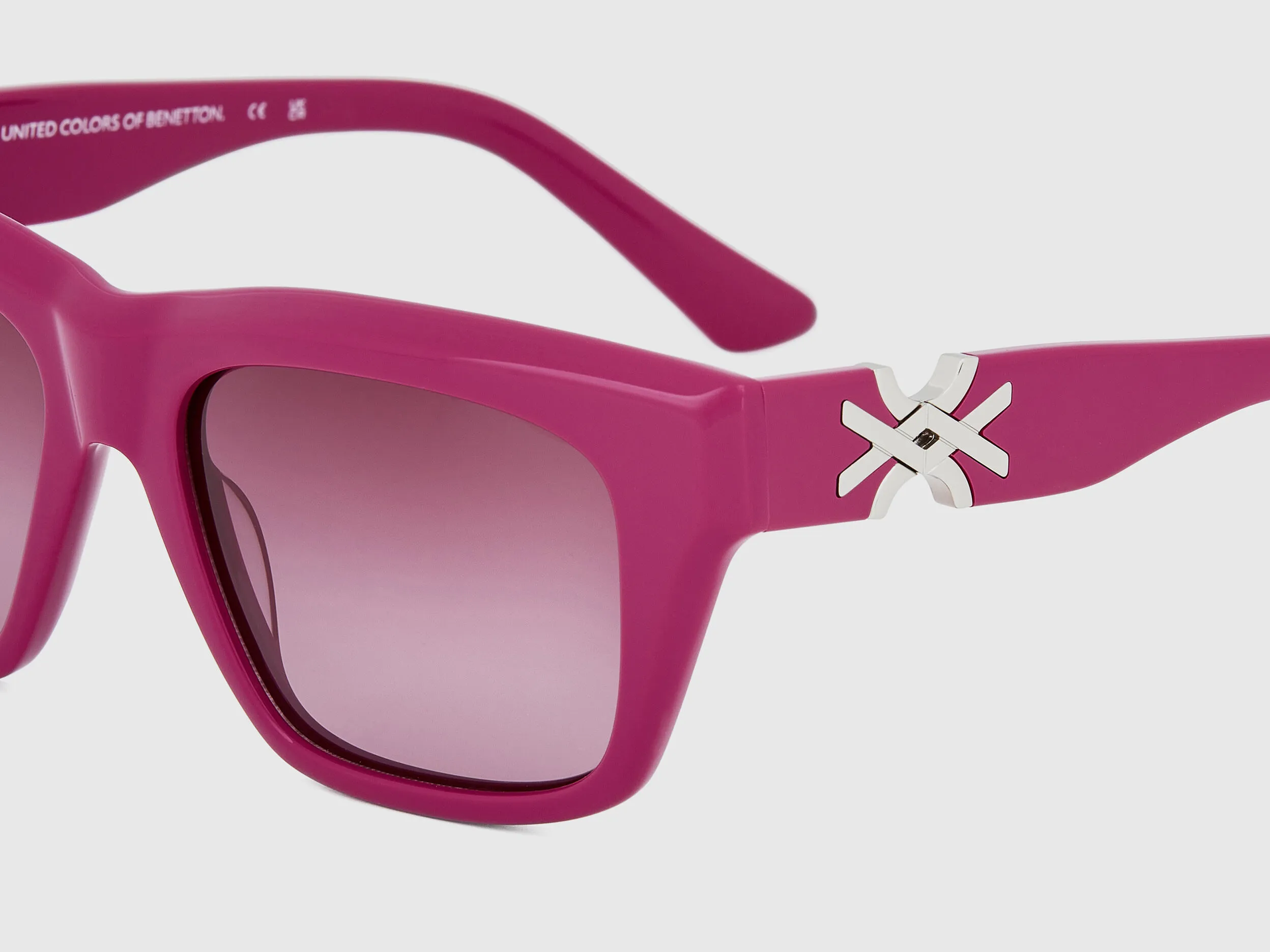 Gafas de sol fucsias