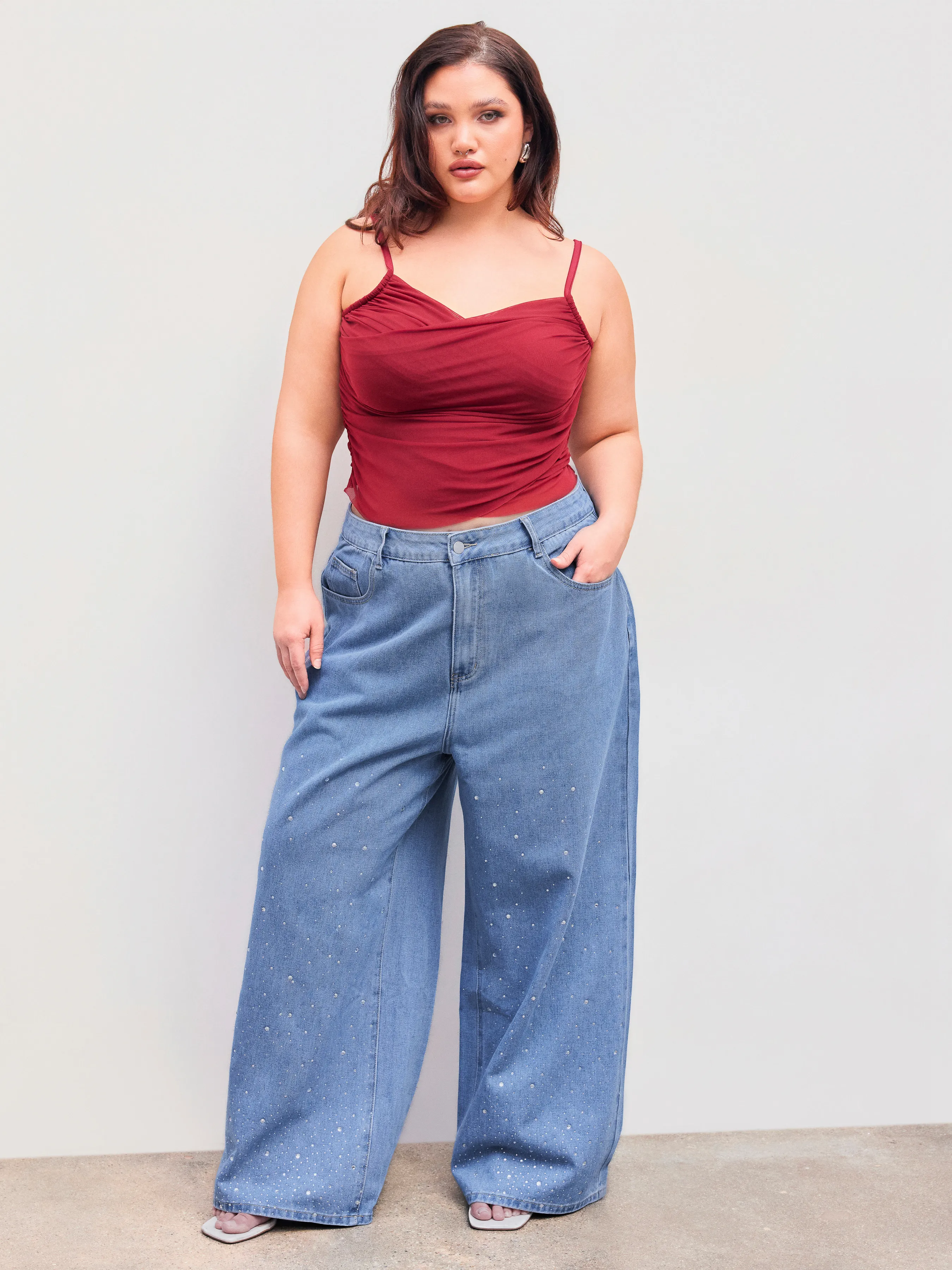  Jeans de Pierna Ancha con Bolsillo de Estrás de Cintura Media Sólidos Curvy