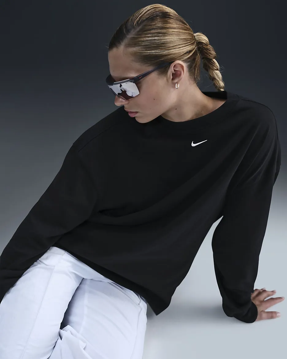 Nike Sportswear Essential