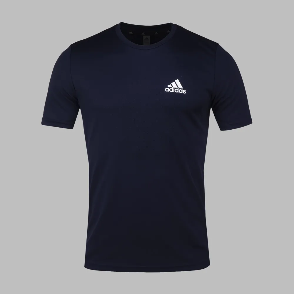 Playera adidas Badge Of Sports Hombre