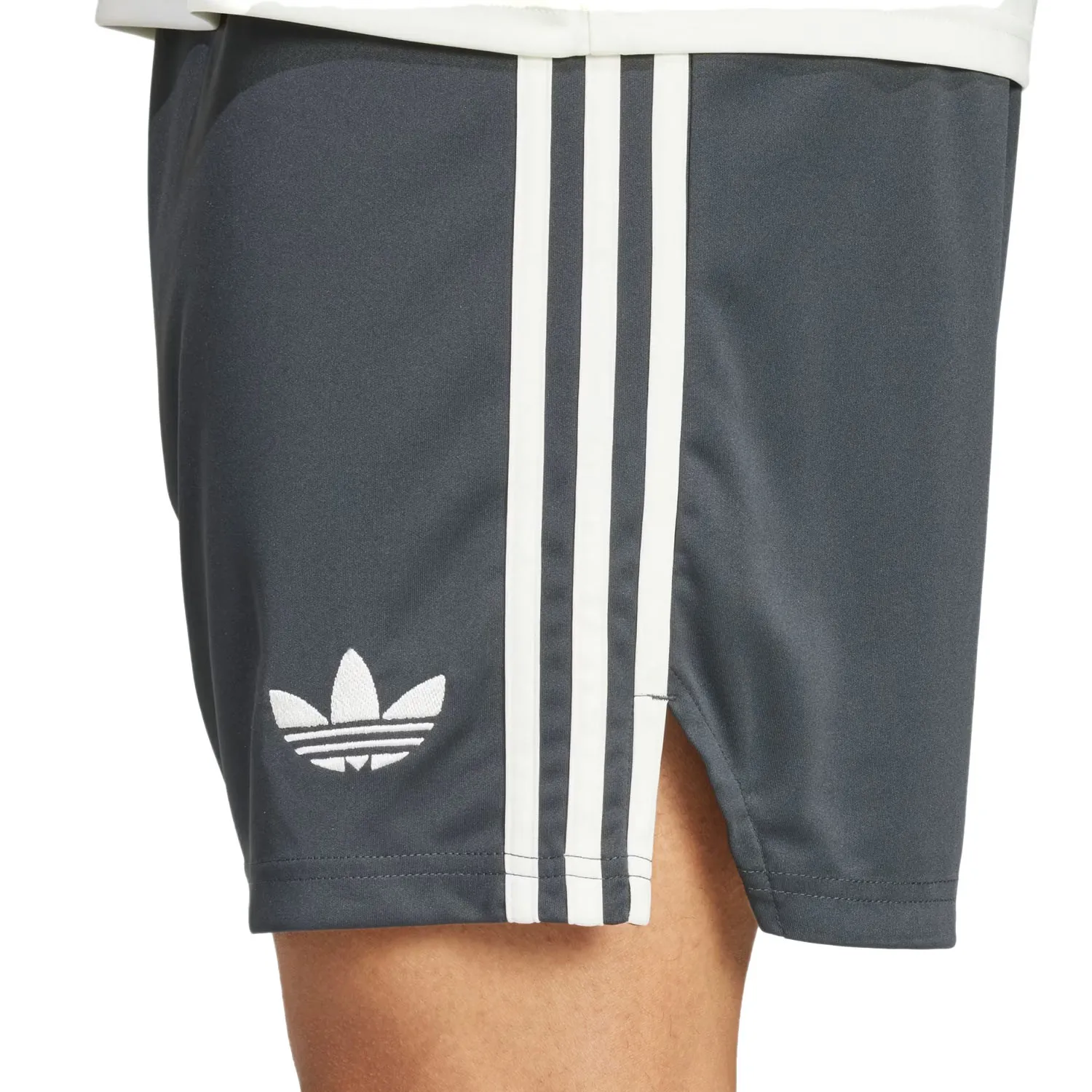 Short adidas 3a Manchester United 2024 2025