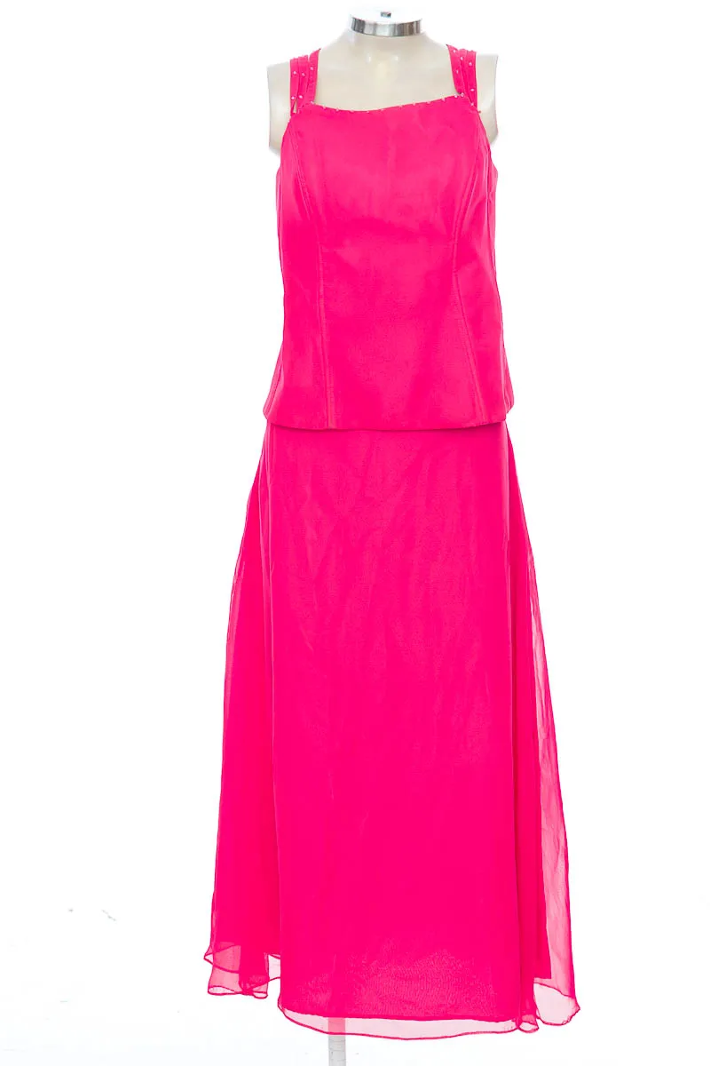 Vestido / Enterizo color Fucsia - Closeando