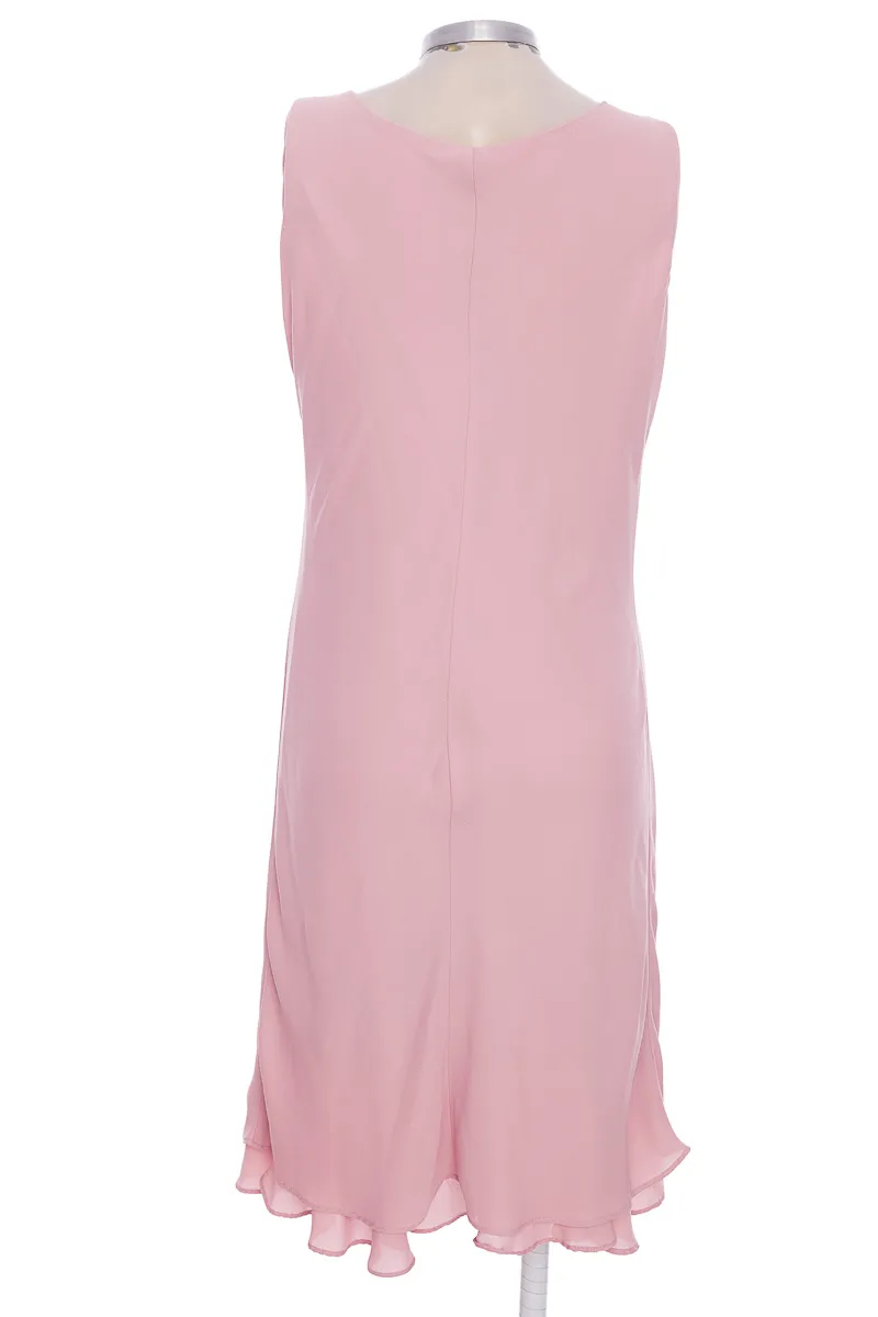 Vestido / Enterizo color Rosado - Closeando