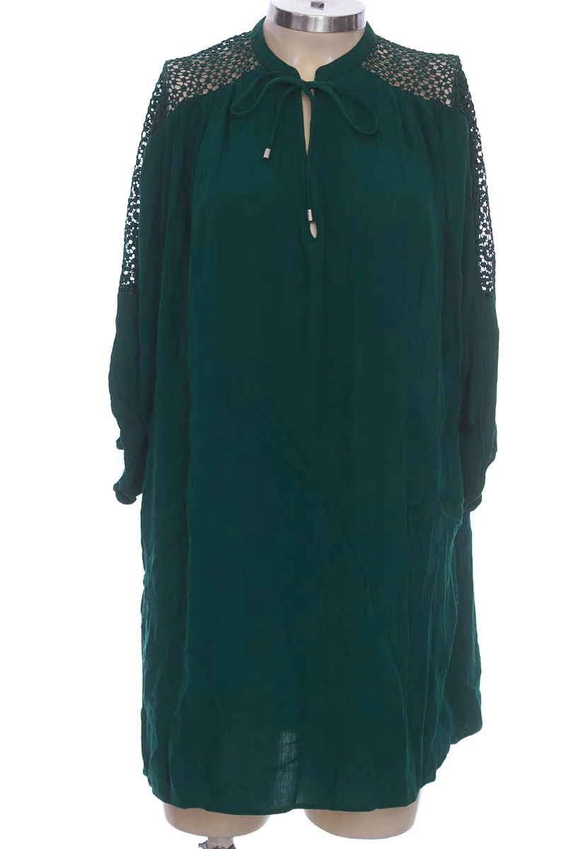 Vestido / Enterizo color Verde - Zara