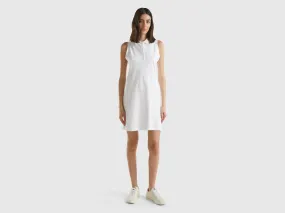 Vestido blanco de estilo polo